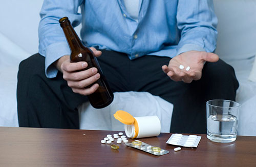 Можно ли пить таблетки после алкоголя